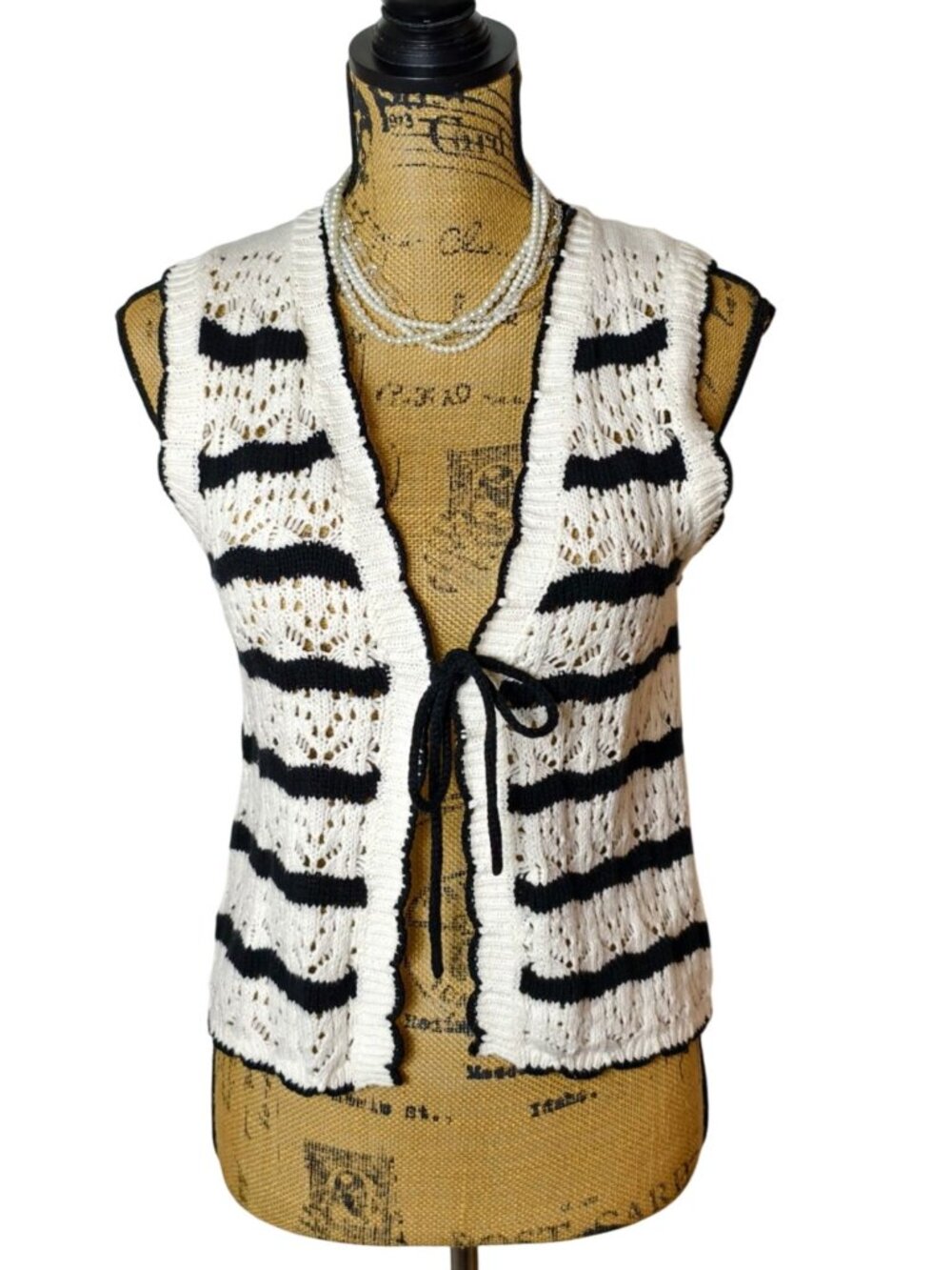 Womens L Sleeveless Sweater Cardigan Y2K Striped Black White Tie Preppy Coastal